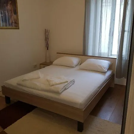 Va Bene Apartmán Pag Town